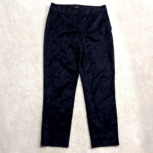 White House Black Market Blue Jacquard Slim Ankle Pants Size 0 P Printed - Picture 1 of 7